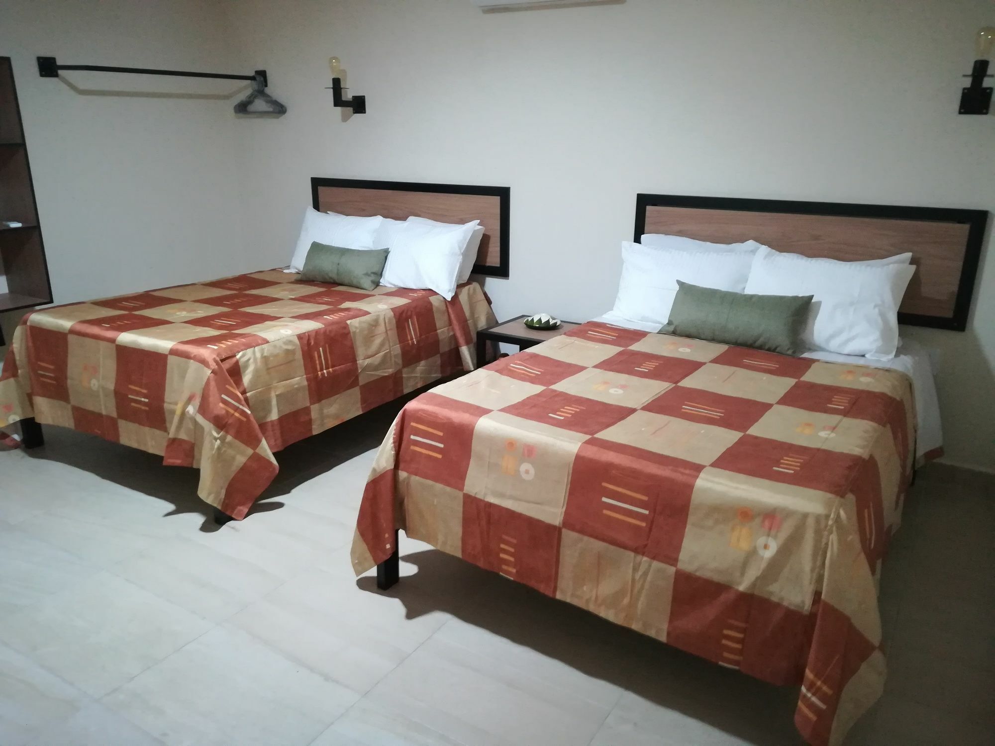 Brisas 10 Beachside Suites Канкун Екстер'єр фото